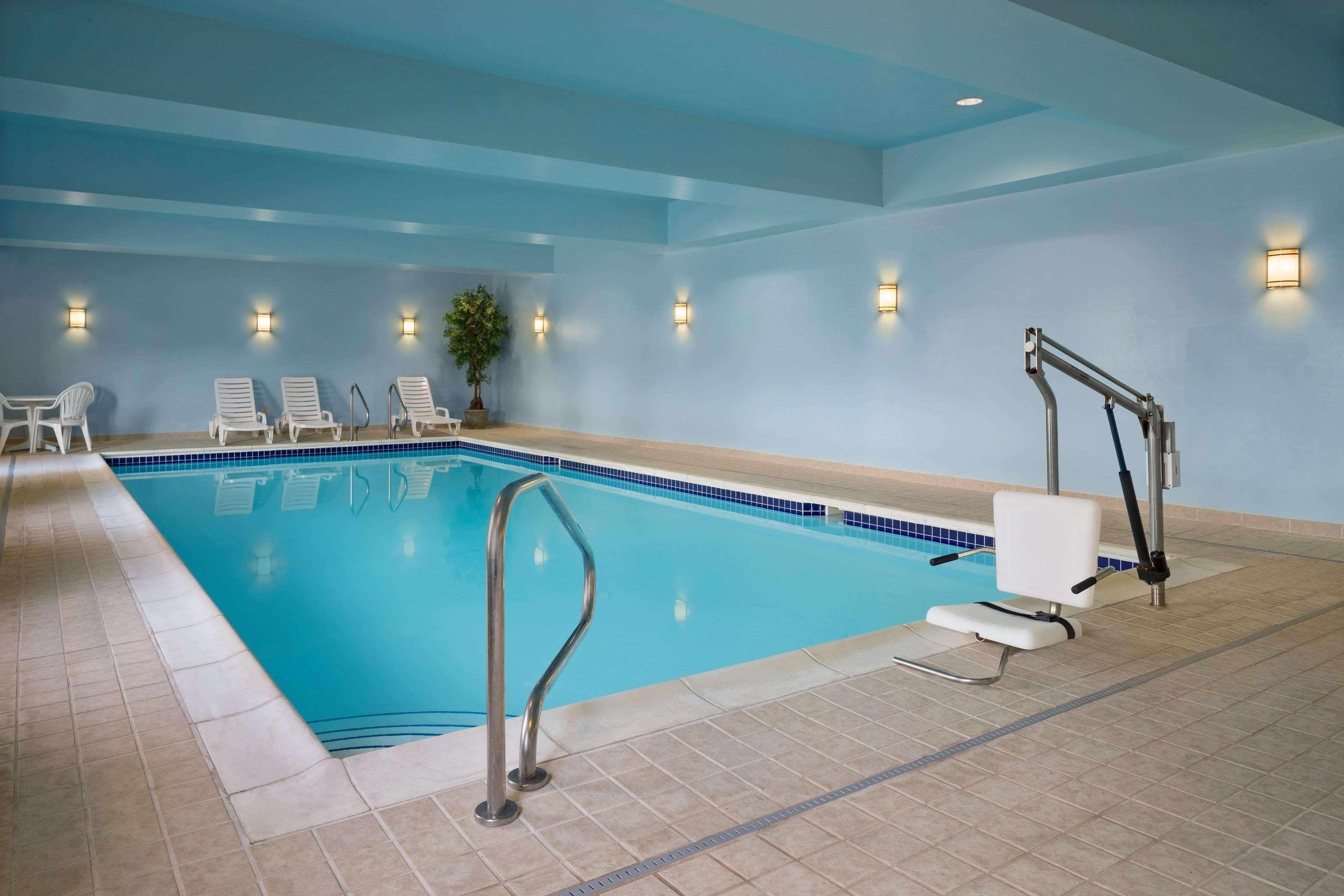 Hampton Inn Belle Vernon Ngoại thất bức ảnh