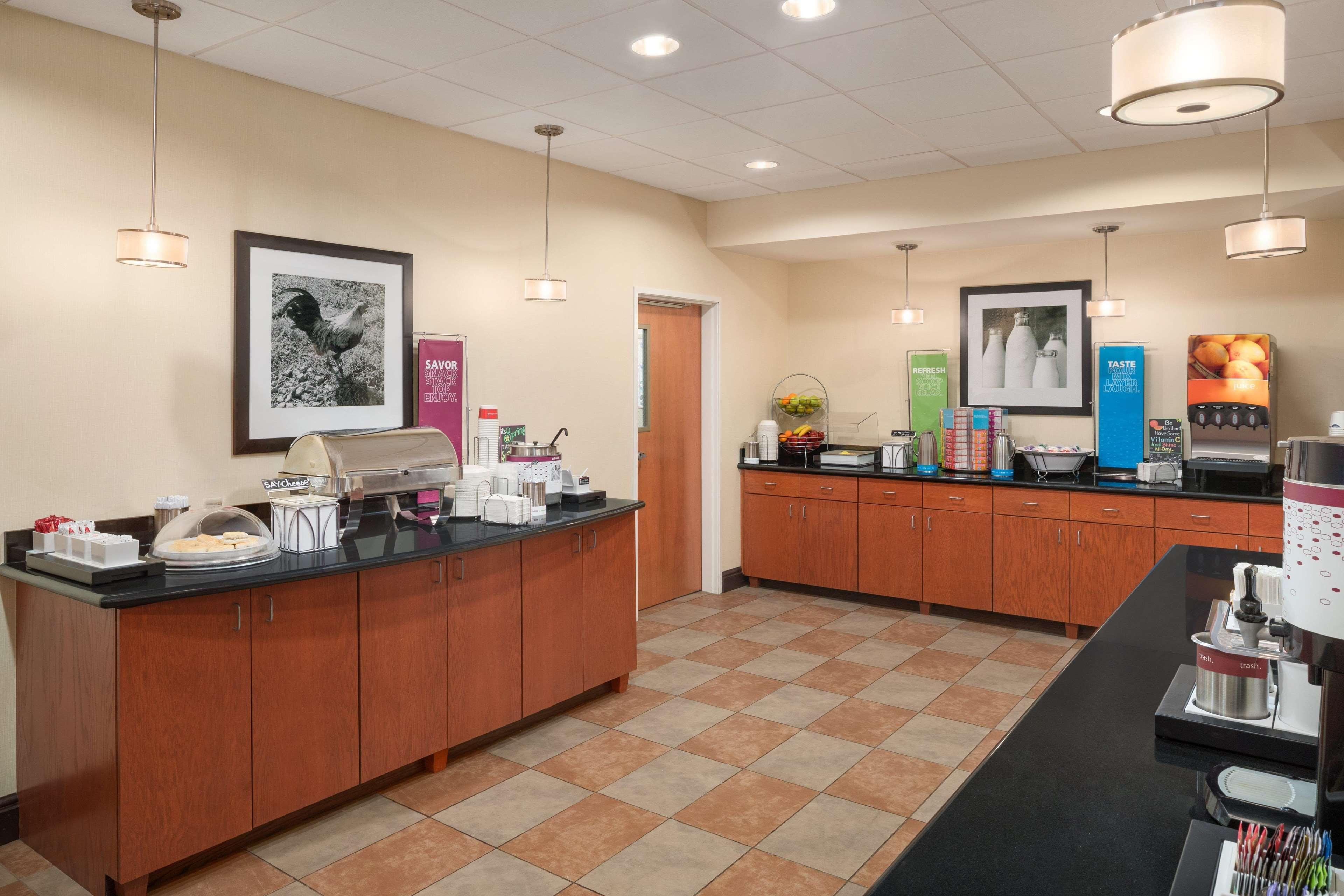 Hampton Inn Belle Vernon Ngoại thất bức ảnh