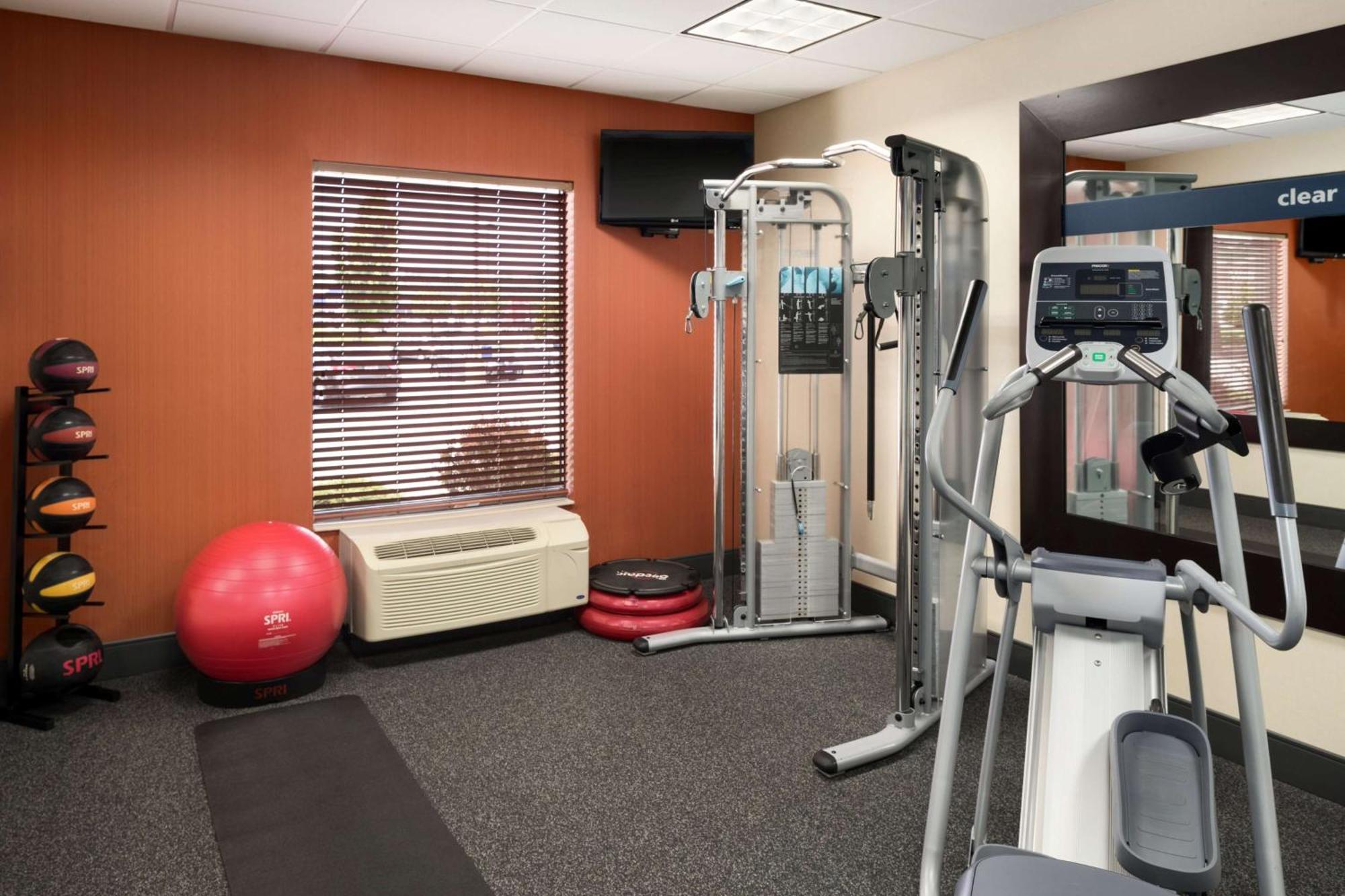 Hampton Inn Belle Vernon Ngoại thất bức ảnh
