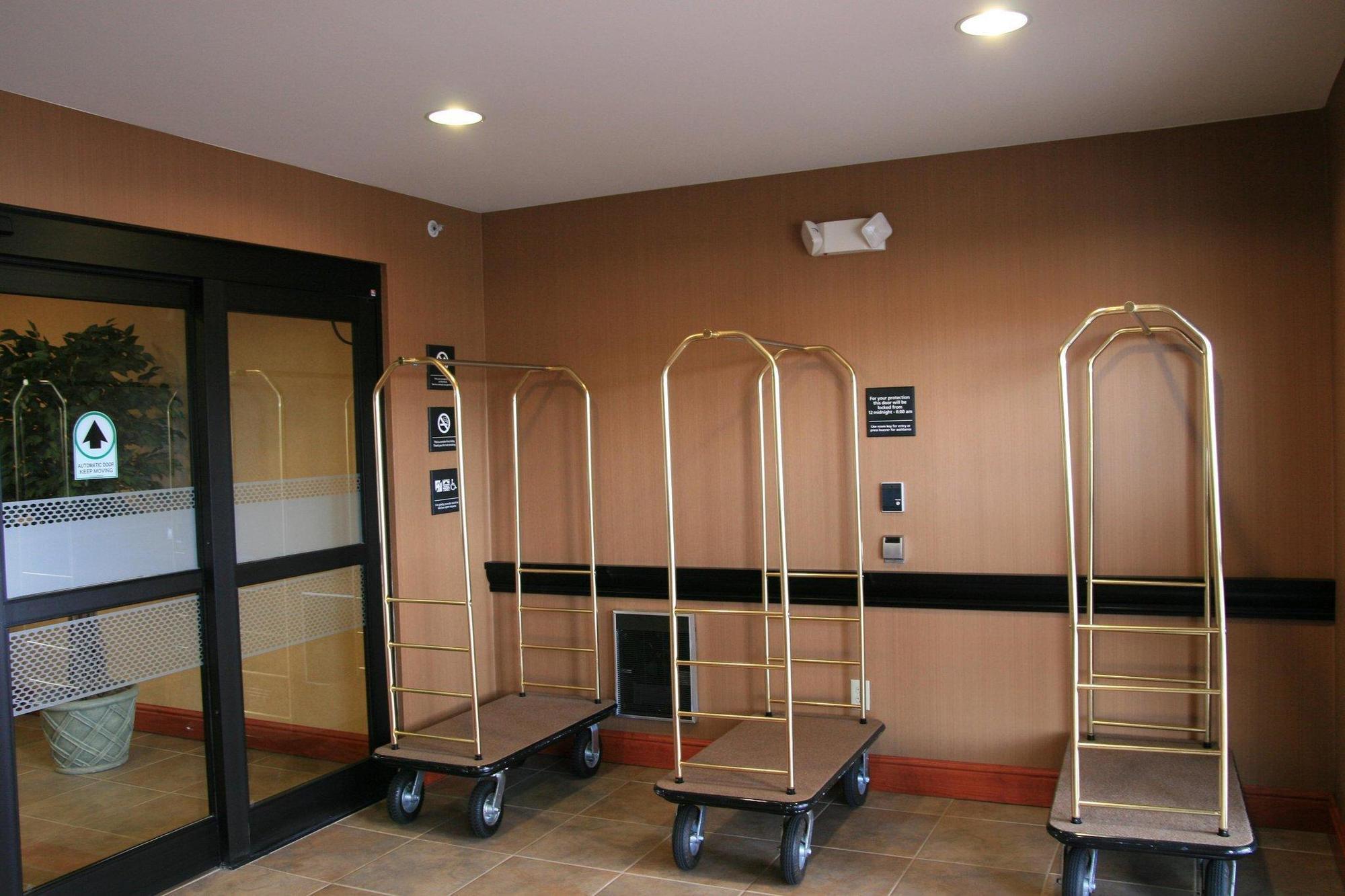 Hampton Inn Belle Vernon Ngoại thất bức ảnh