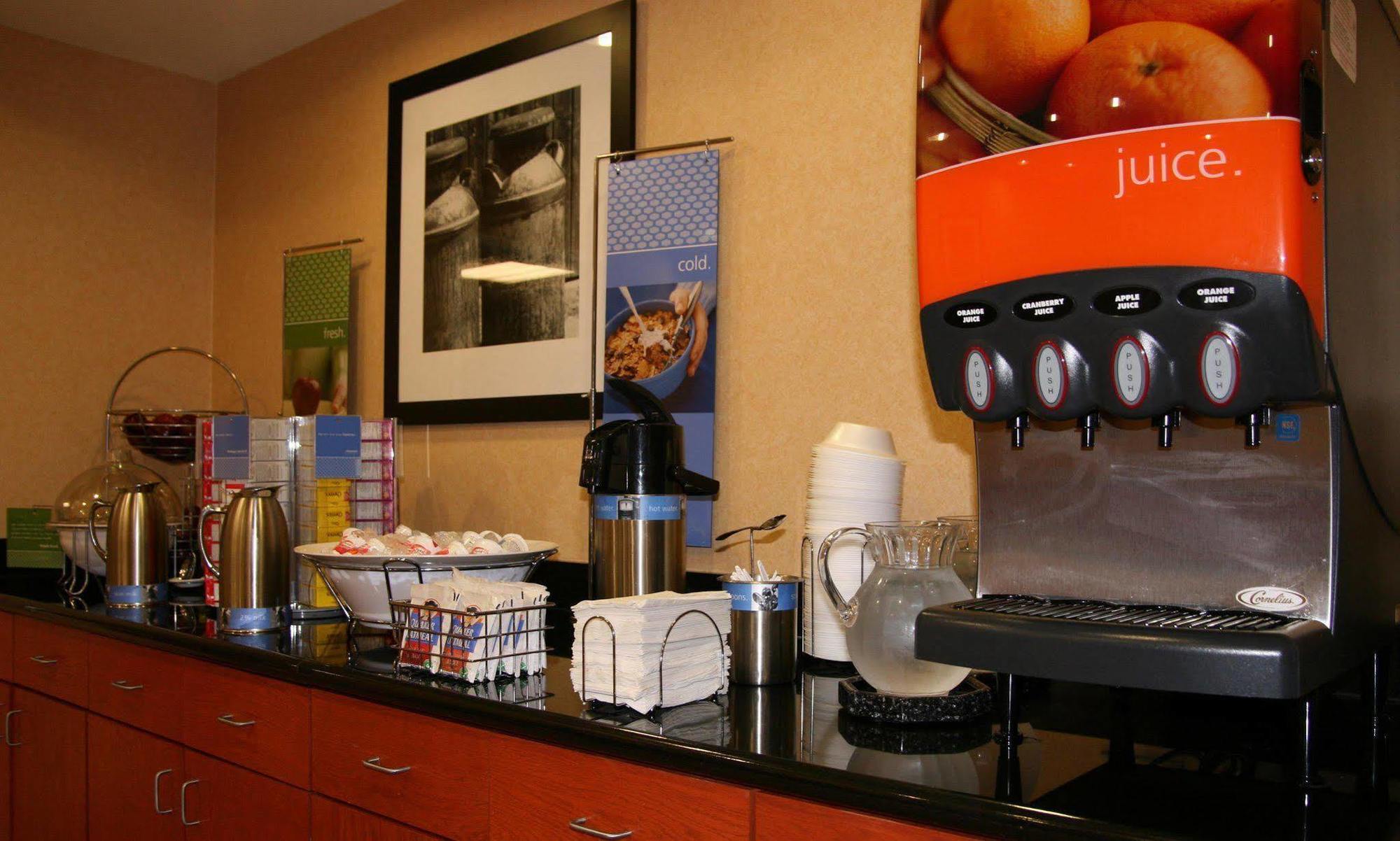 Hampton Inn Belle Vernon Ngoại thất bức ảnh